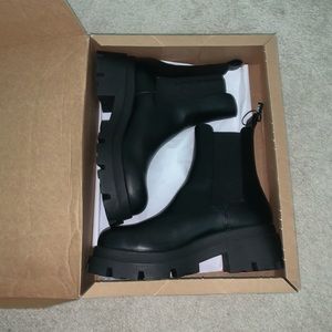 Brand New Zara Boots